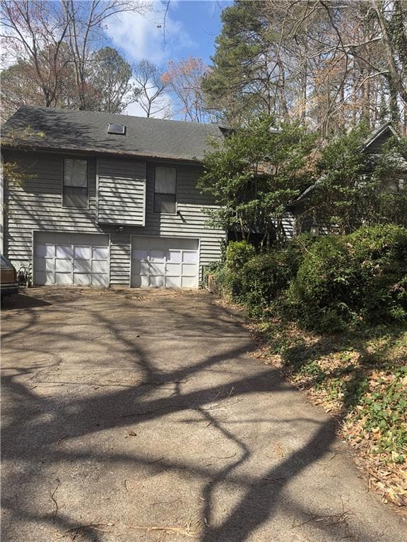 3 bedroom, 2 bathroom single family residence sold at 1040 Rolling Green Drive, Acworth, GA 30102