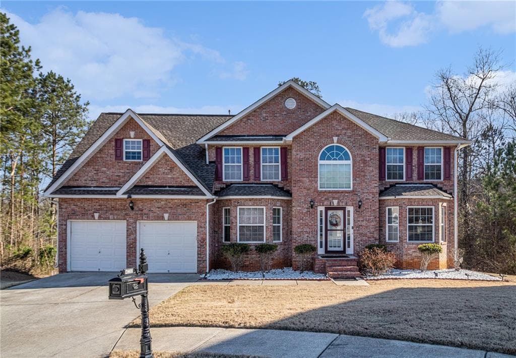 6 bedroom, 4 bathroom single family residence sold at 4230 Spur Look Crossing, Douglasville, GA 30135