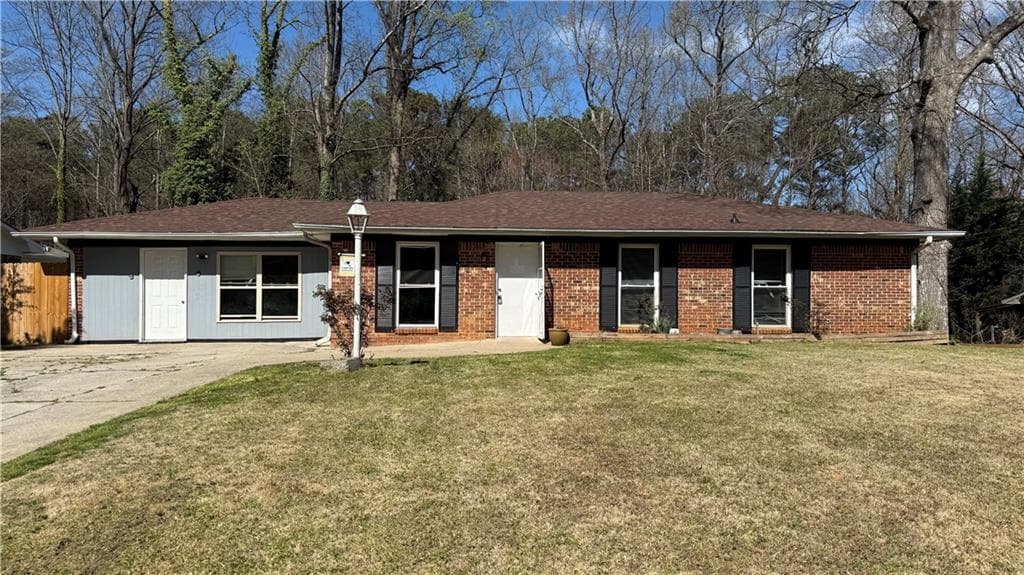 3 bedroom, 2 bathroom single family residence sold at 781 E Glochester Place, Norcross, GA 30071
