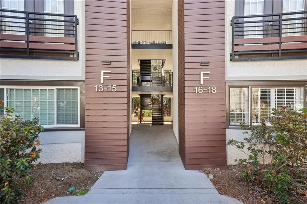 2 bedroom, 2 bathroom condominium sold at 1445 Monroe Drive 14F, Atlanta, GA 30324