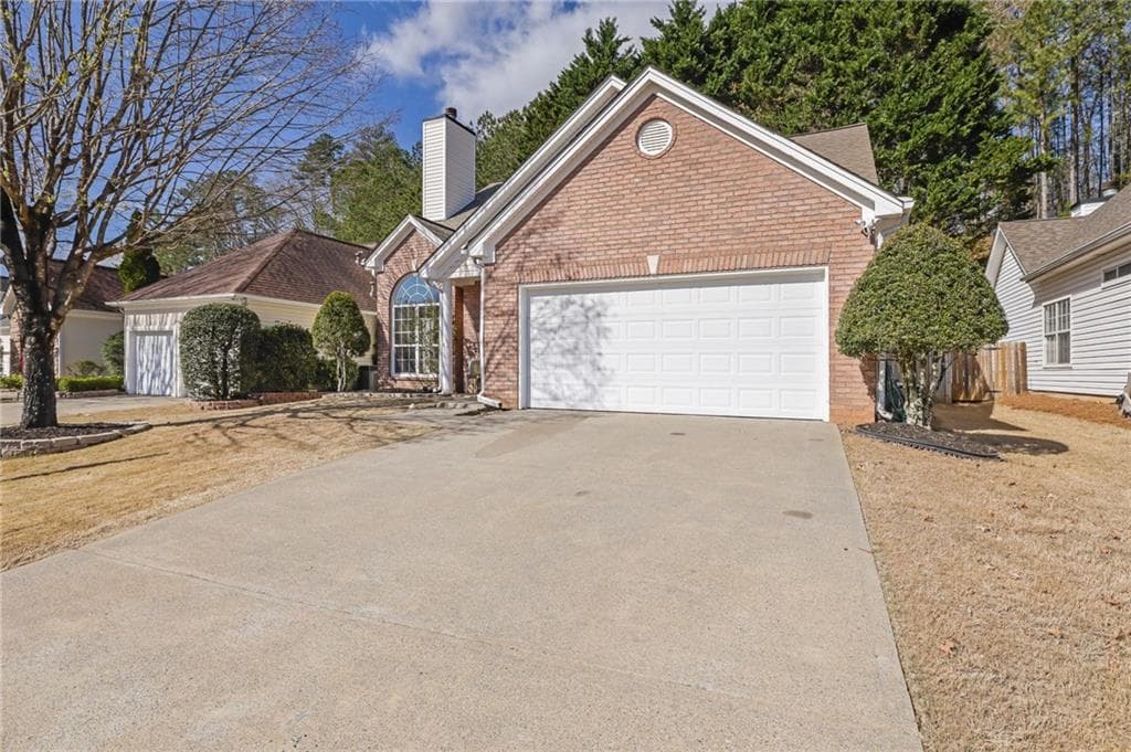 4 bedroom, 3 bathroom single family residence sold at 2461 Lakebrooke Drive, Marietta, GA 30066