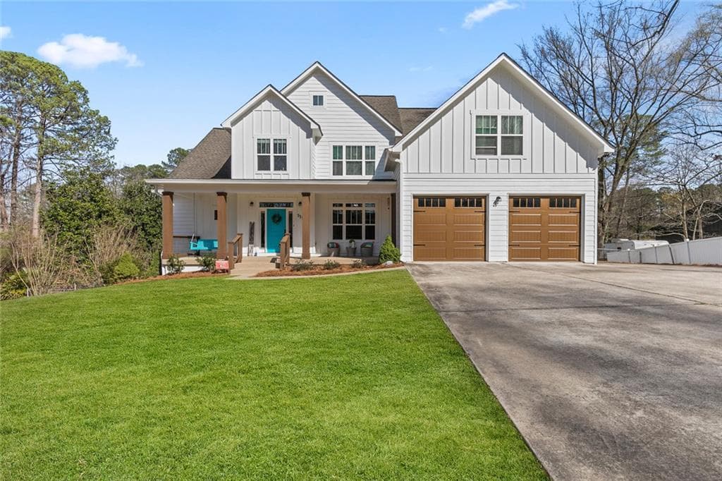 6 bedroom, 4 bathroom single family residence sold at 111 Franklin Road, Woodstock, GA 30188