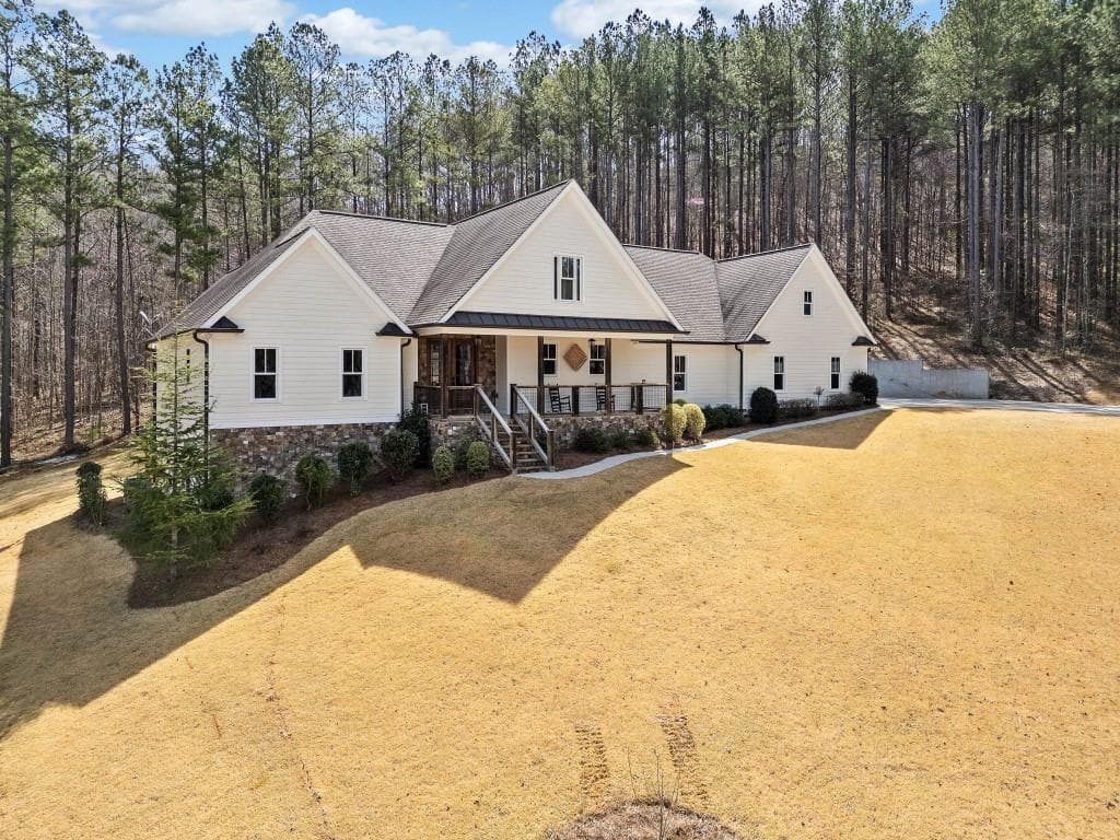 5 bedroom, 4 bathroom single family residence sold at 1427 Tibbitts Road, Dallas, GA 30132
