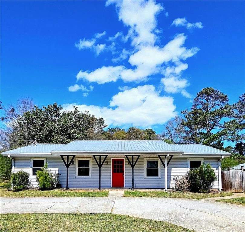 3 bedroom, 2 bathroom single family residence sold at 1320 Milstead Avenue, Conyers, GA 30012