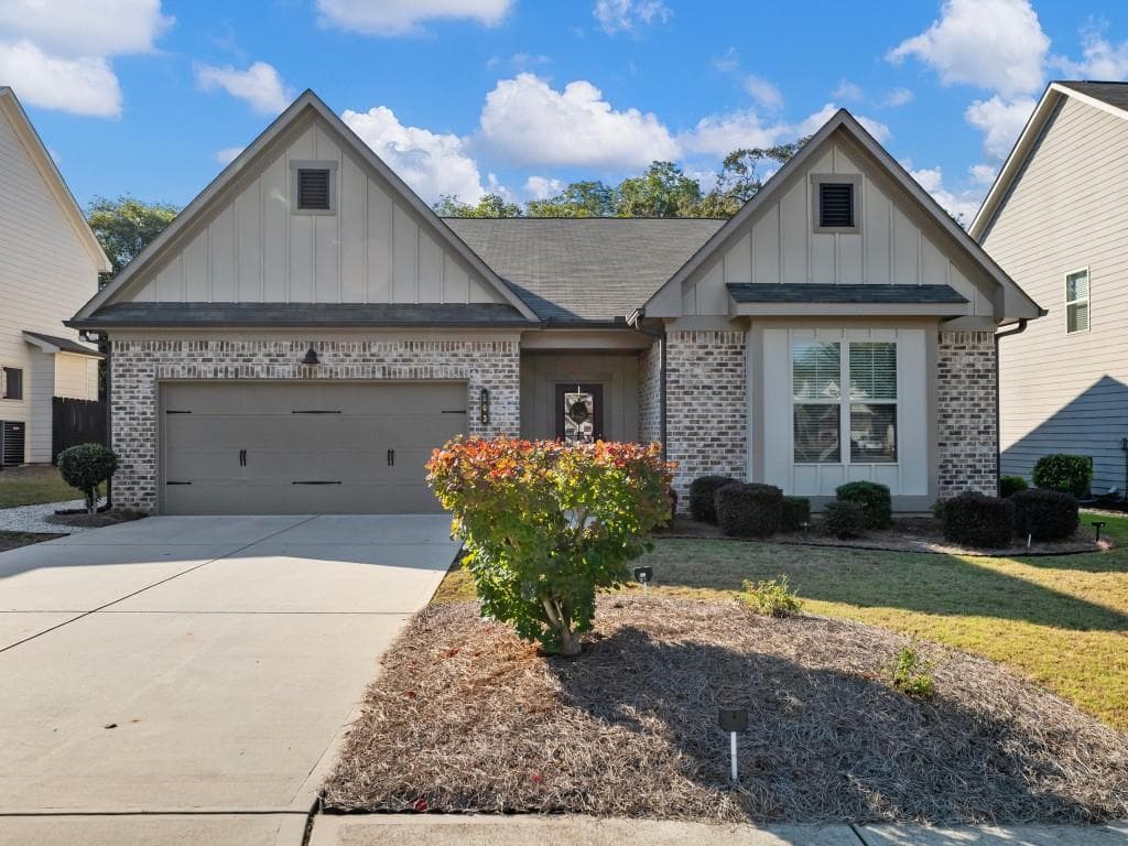 3 bedroom, 2 bathroom single family residence sold at 103 Winterset Circle, Hoschton, GA 30548