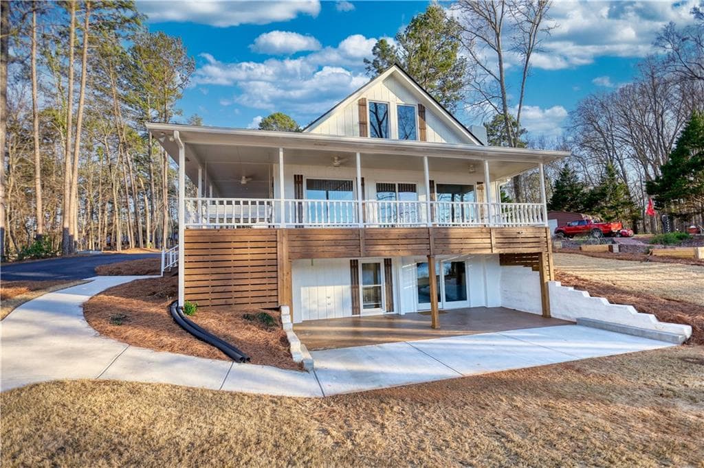 4 bedroom, 4 bathroom single family residence sold at 1260 Blue Springs Drive, Buckhead, GA 30625