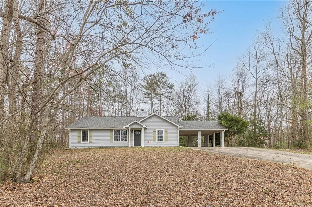 3 bedroom, 2 bathroom single family residence sold at 5001 Oakdale Drive, Douglasville, GA 30135