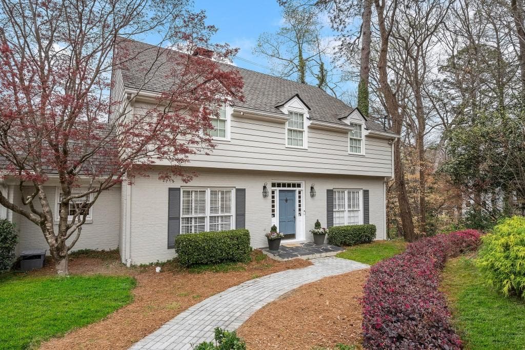 4 bedroom, 3 bathroom single family residence sold at 2385 Hanover West Lane, Atlanta, GA 30327