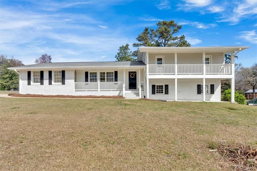 3 bedroom, 2 bathroom single family residence sold at 3679 Mill Glen Drive, Douglasville, GA 30135