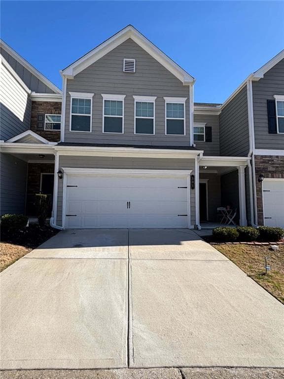 3 bedroom, 3 bathroom townhouse sold at 501 Crescent Woode Drive, Dallas, GA 30157