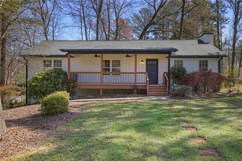 3 bedroom, 2 bathroom single family residence sold at 2440 Red Fox Run, Acworth, GA 30101