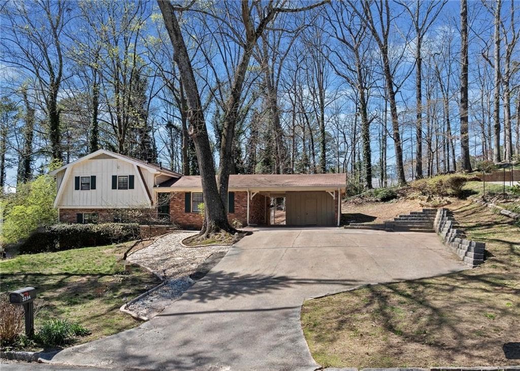 4 bedroom, 2 bathroom single family residence sold at 3334 Spring Meadow Court, Tucker, GA 30084