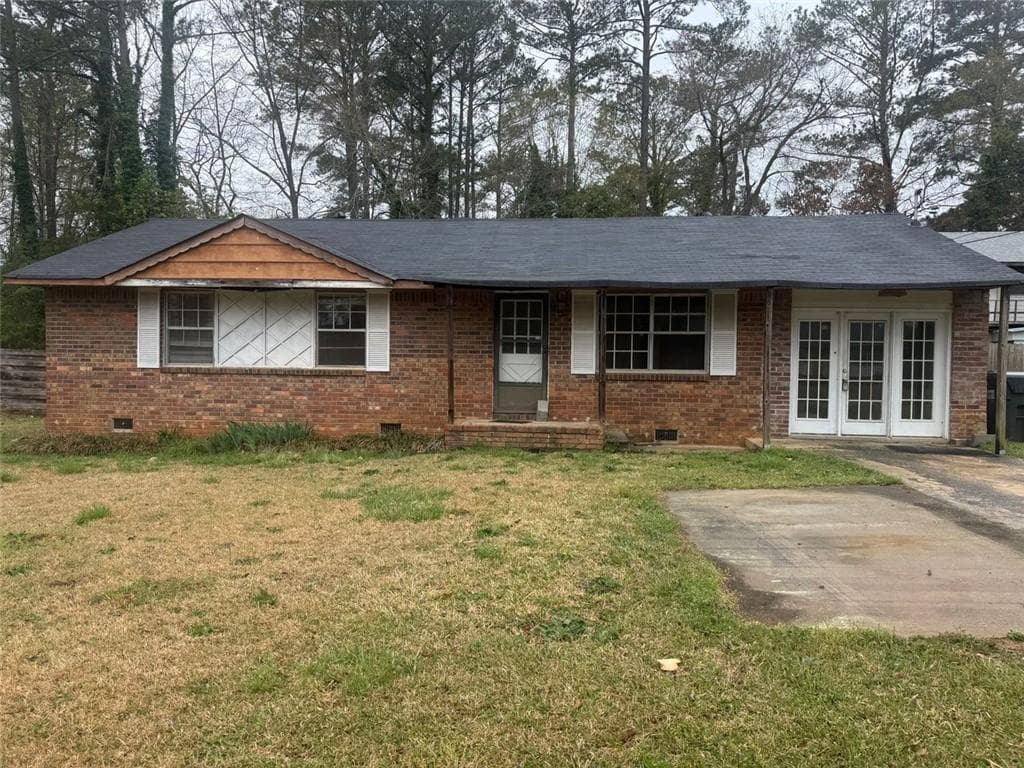 4 bedroom, 2 bathroom, 1,700 sq ft single family residence sold at 8947 YARMOUTH Drive, Jonesboro, GA 30238