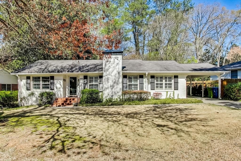 3 bedroom, 3 bathroom single family residence sold at 2984 Westminster Circle, Atlanta, GA 30327