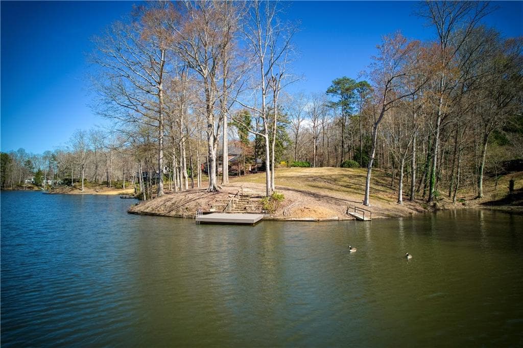 single family residence sold at 1280 Tynecastle Way, Sandy Springs, GA 30350