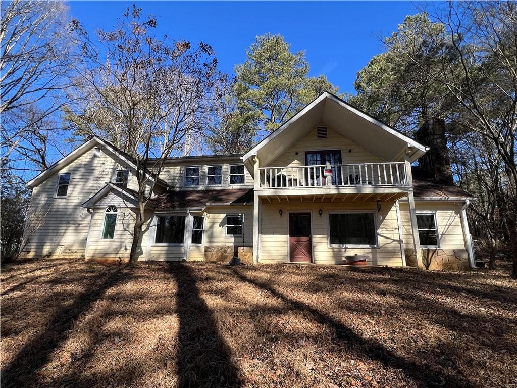4 bedroom, 3 bathroom single family residence sold at 2010 Sixes Road, Canton, GA 30114