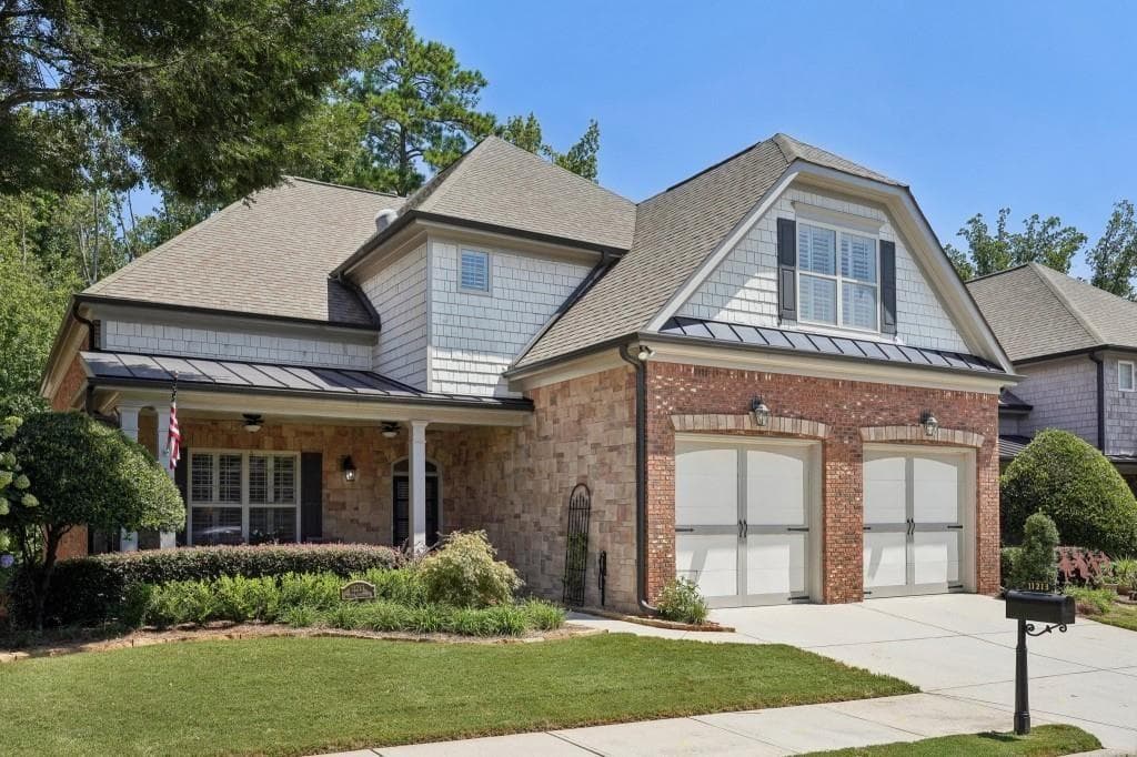 3 bedroom, 4 bathroom single family residence sold at 11213 Brookhavenclub Drive, Johns Creek, GA 30097