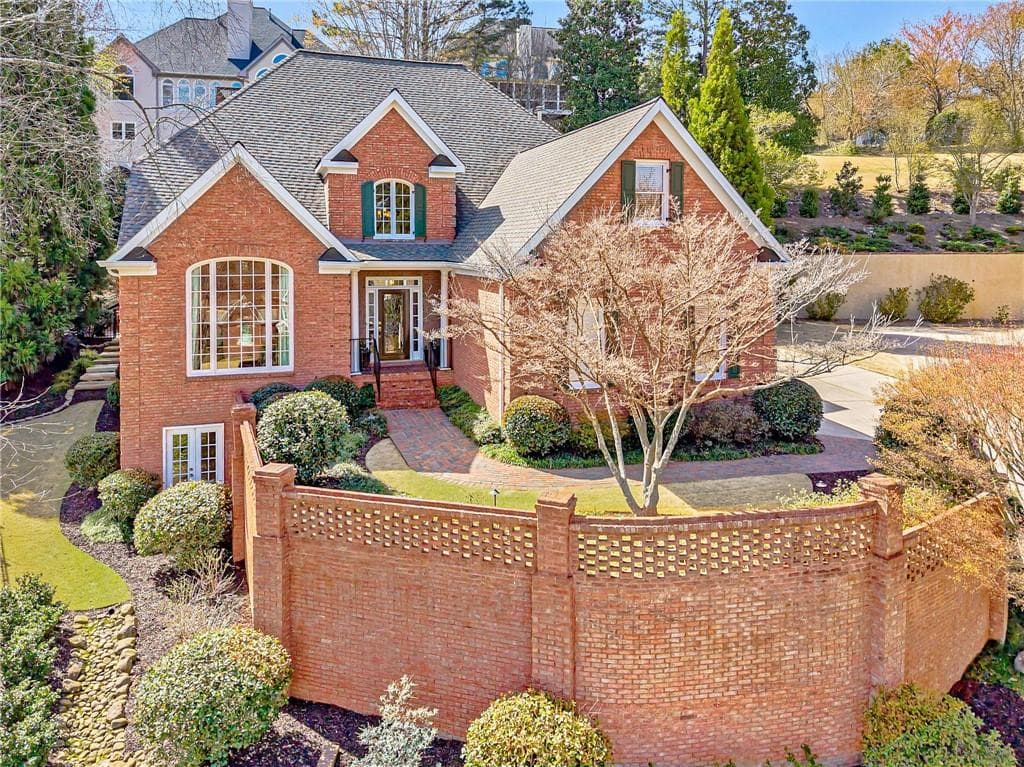 5 bedroom, 5 bathroom single family residence sold at 4732 Corina Place, Roswell, GA 30075