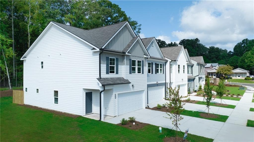 3 bedroom, 3 bathroom, 1,467 sq ft townhouse sold at 4276 Notting Hill Drive 23, Atlanta, GA 30331