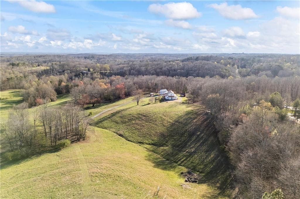 3 bedroom, 4 bathroom single family residence sold at 1759 Moccasin Gap Road, Lula, GA 30554