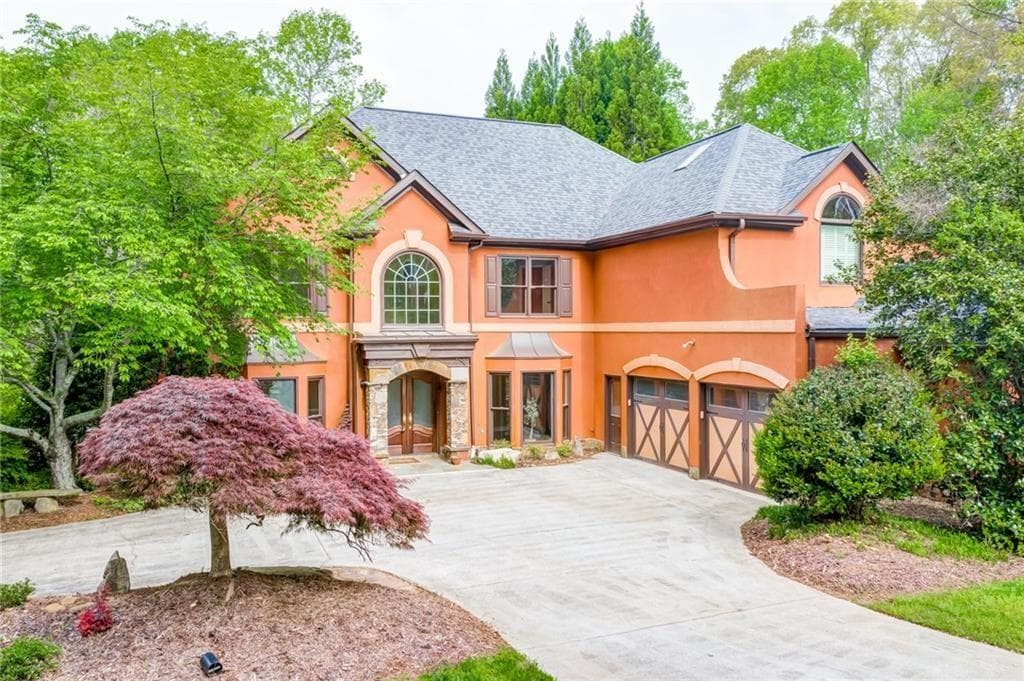 5 bedroom, 4 bathroom single family residence sold at 511 Newburgh Way, Roswell, GA 30075