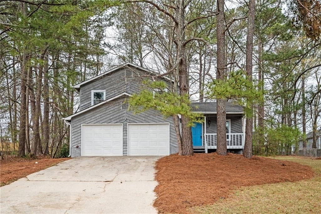 3 bedroom, 2 bathroom single family residence sold at 3201 PALOMINO Drive, Powder Springs, GA 30127