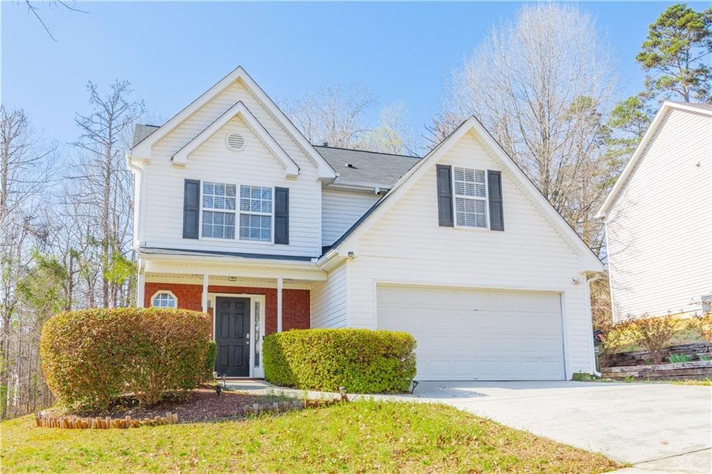 3 bedroom, 3 bathroom single family residence sold at 4236 Shoreside Circle, Snellville, GA 30039