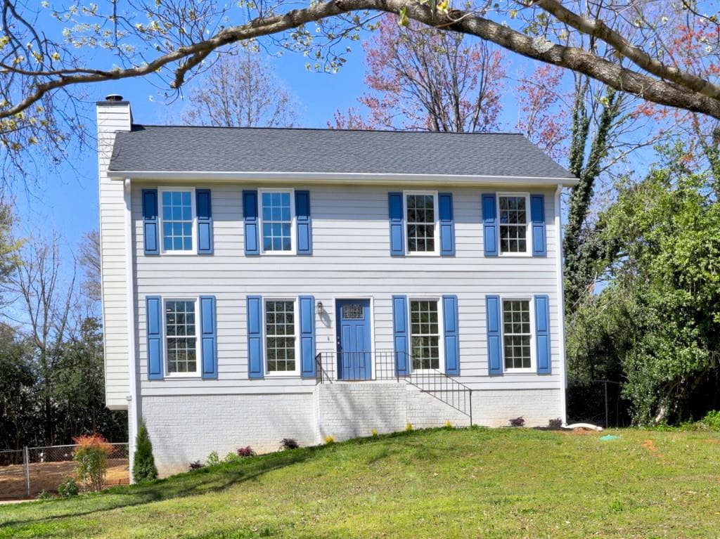 3 bedroom, 3 bathroom single family residence sold at 2610 Tritt Lane, Marietta, GA 30062