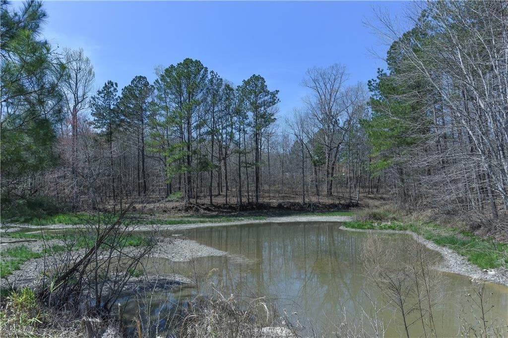 3 bedroom, 2 bathroom single family residence sold at 5085 Butner Road, College Park, GA 30349