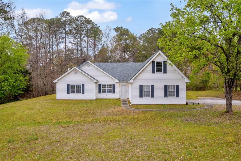 3 bedroom, 2 bathroom single family residence sold at 4671 Cedar Drive, Loganville, GA 30052