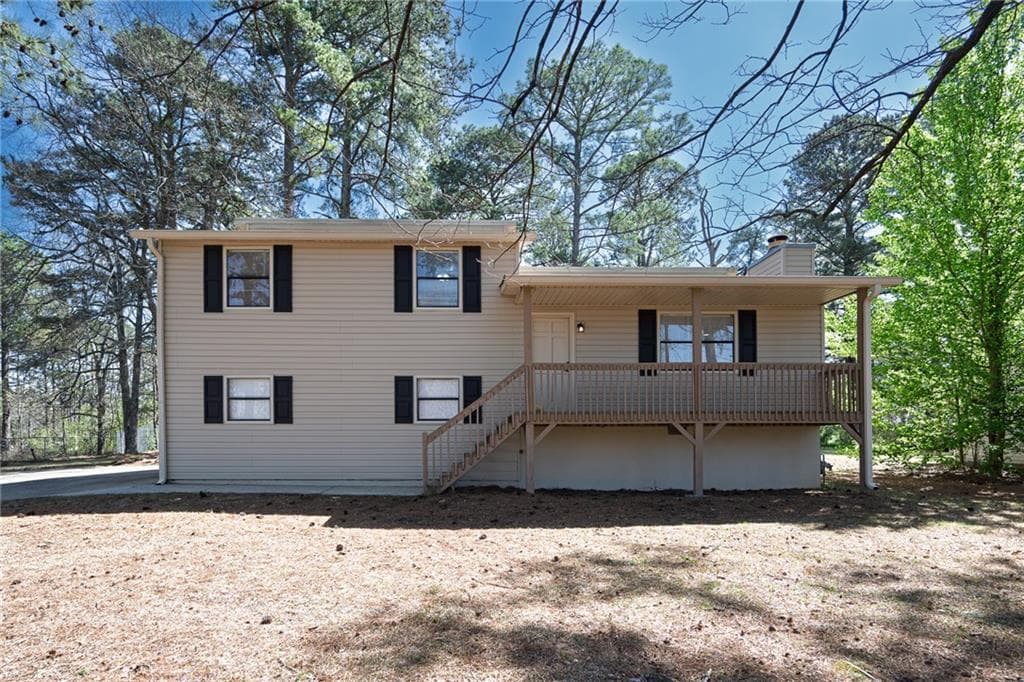 3 bedroom, 2 bathroom single family residence sold at 4130 N Quail Drive, Douglasville, GA 30135