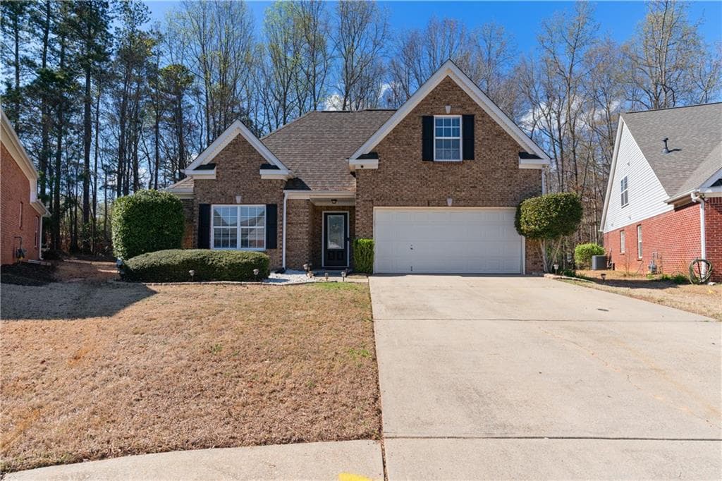 3 bedroom, 2 bathroom single family residence sold at 5442 Ashmoore Lane, Flowery Branch, GA 30542