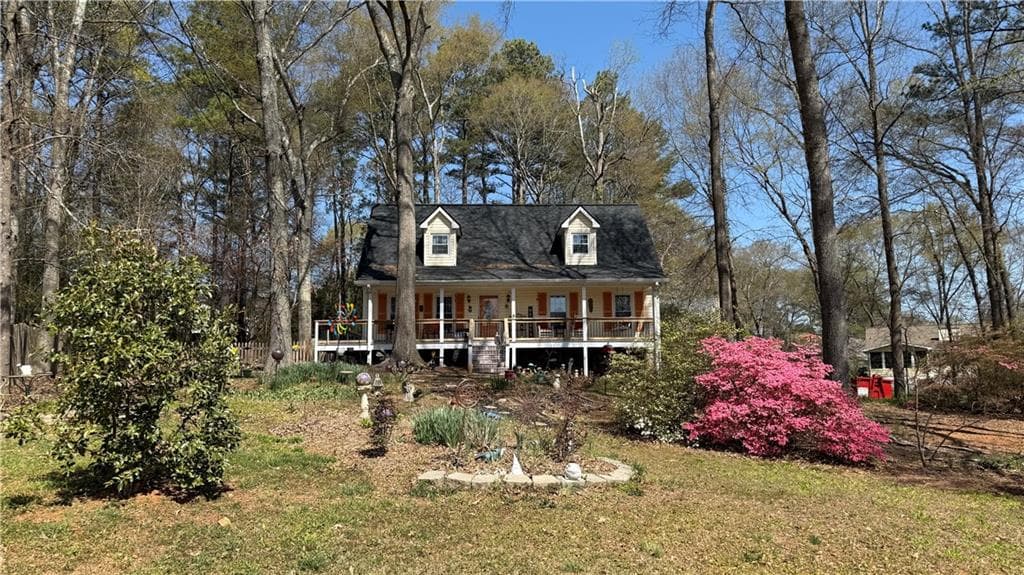 3 bedroom, 2 bathroom, 1,760 sq ft single family residence sold at 705 MILL CREEK Ridge, Woodstock, GA 30188
