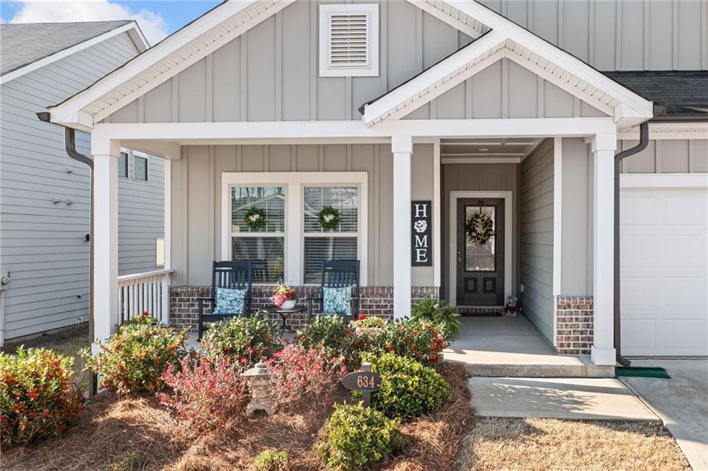 4 bedroom, 3 bathroom single family residence sold at 634 Valdosta Drive, Canton, GA 30114