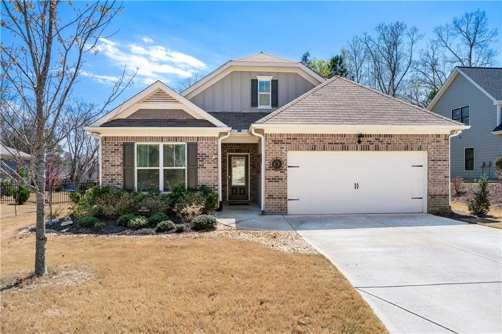 3 bedroom, 3 bathroom single family residence sold at 2012 Eagles Ridge, Waleska, GA 30183