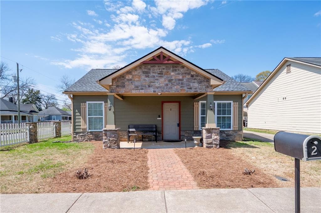 2 bedroom, 2 bathroom single family residence sold at 2 Johnson Cove, Cartersville, GA 30120