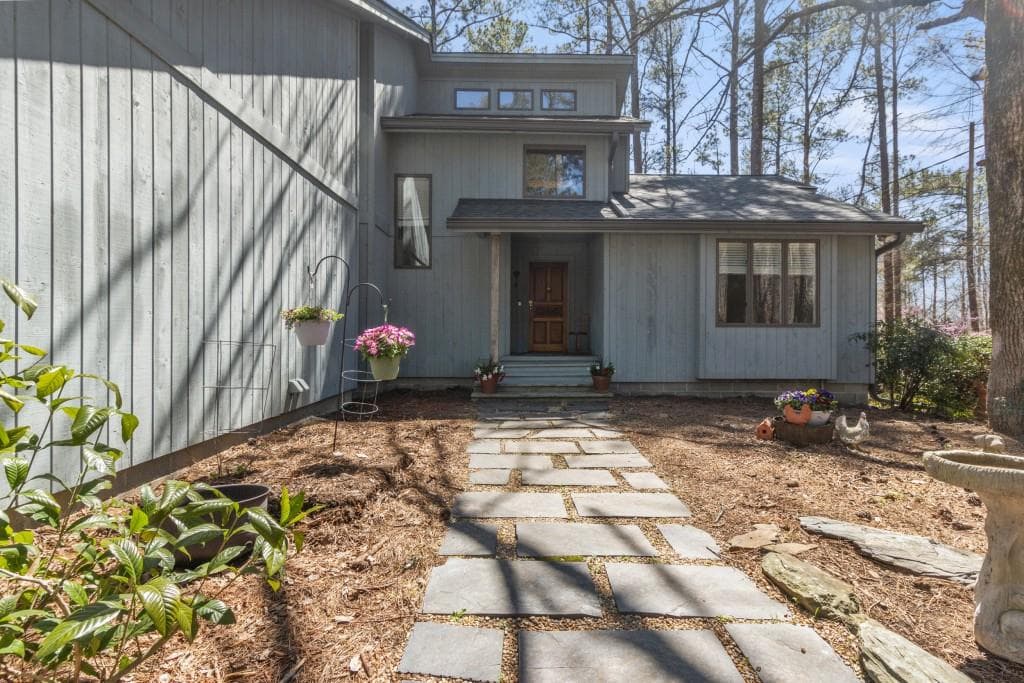 3 bedroom, 2 bathroom single family residence sold at 1178 Braswell Mountain Road, Dallas, GA 30132