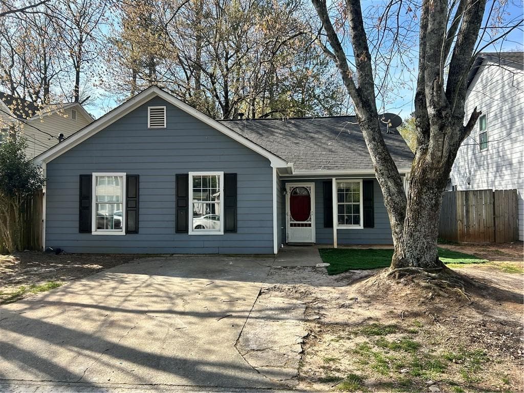 3 bedroom, 2 bathroom single family residence sold at 2851 PEBBLEBROOK Court, Buford, GA 30518