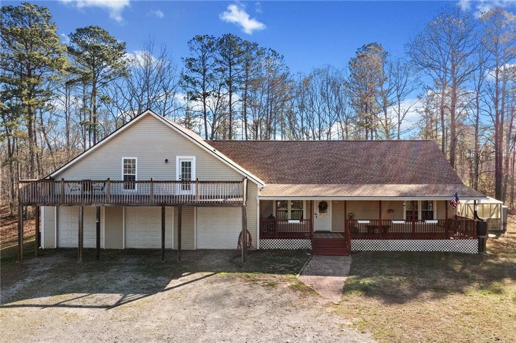 4 bedroom, 4 bathroom single family residence sold at 998 Sisley Trail, White, GA 30184