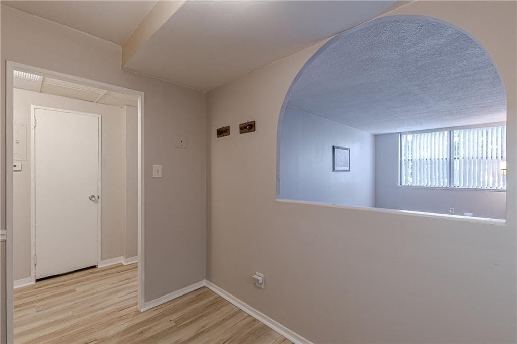 1 bedroom, 1 bathroom condominium sold at 2965 Pharr Court South 518, Atlanta, GA 30305