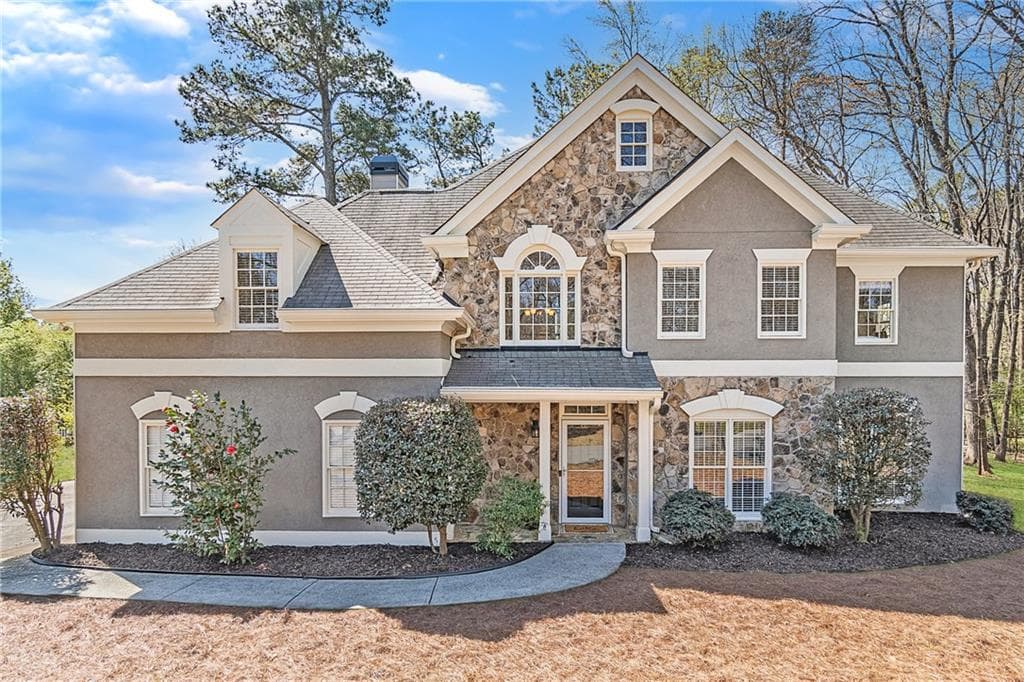 4 bedroom, 3 bathroom single family residence sold at 3825 Killkenny Court, Suwanee, GA 30024