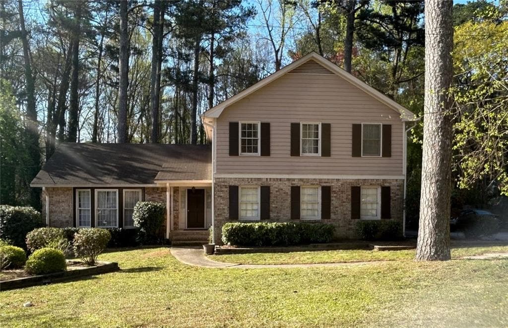 4 bedroom, 3 bathroom single family residence sold at 4051 Echo Woods Drive, Clarkston, GA 30021
