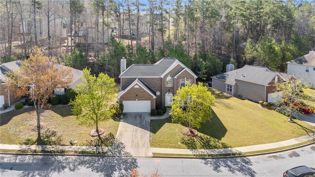 3 bedroom, 3 bathroom single family residence sold at 3940 Medlock Park Drive, Snellville, GA 30039