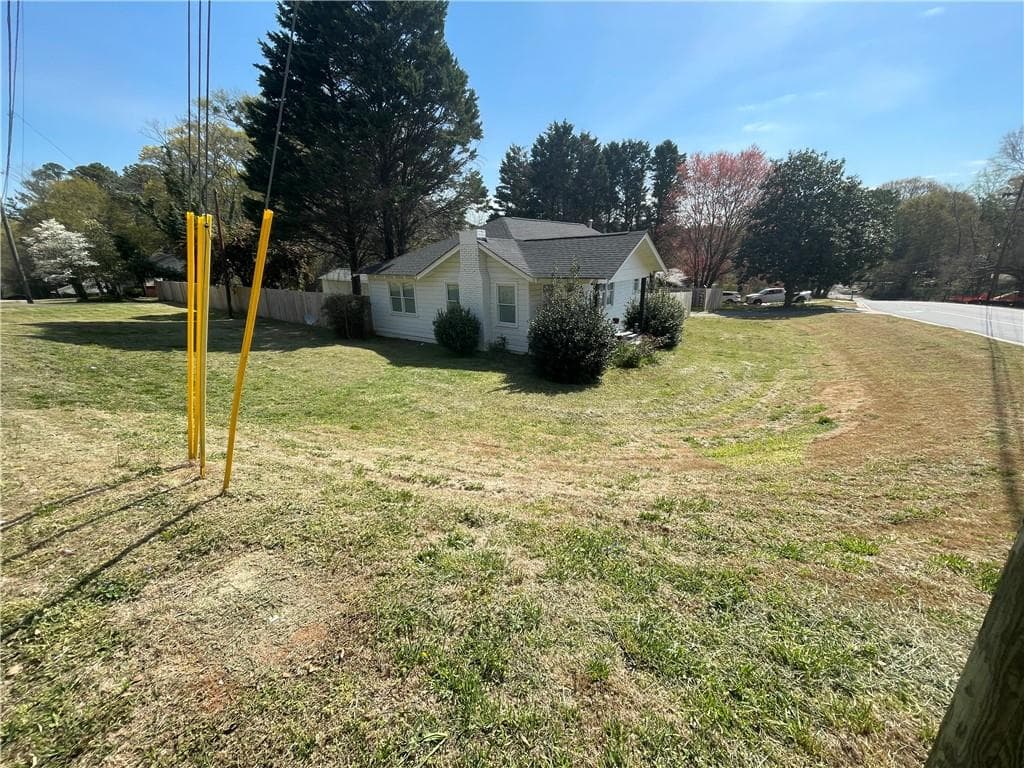 2 bedroom, 2 bathroom, 1,120 sq ft single family residence under contract at 1510 Bells Ferry Road, Marietta, GA 30066