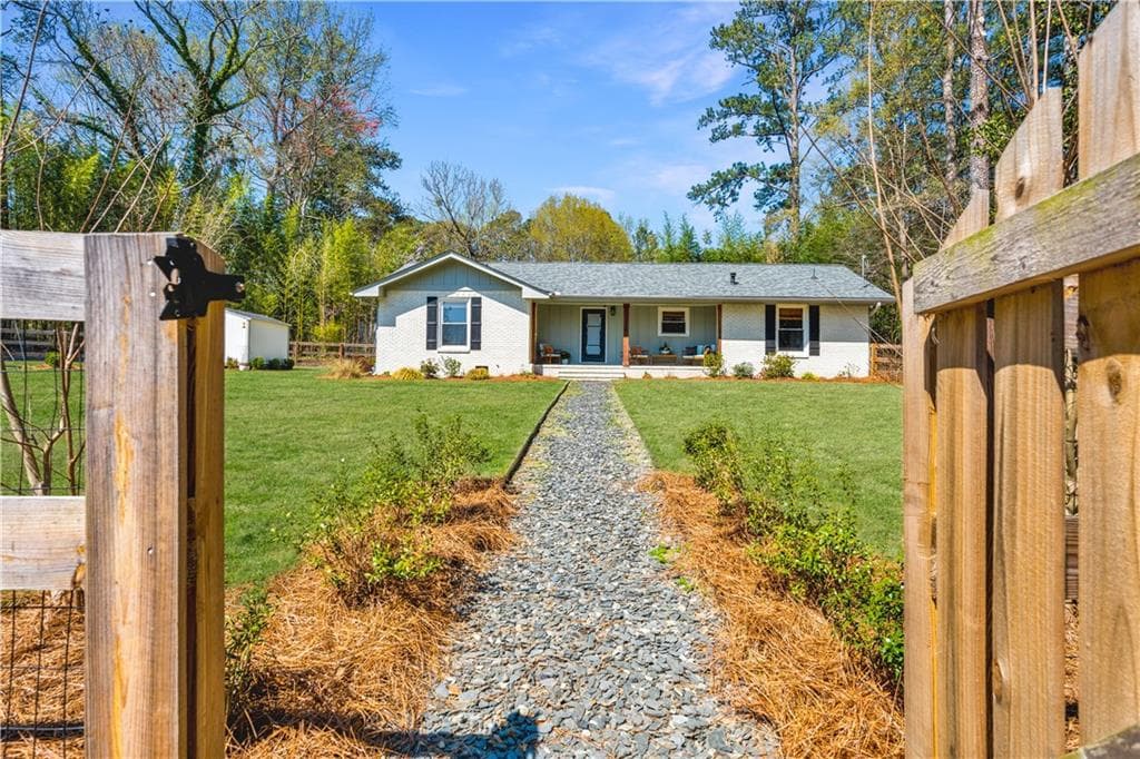 3 bedroom, 2 bathroom single family residence sold at 2151 Blaylock Drive, Marietta, GA 30062