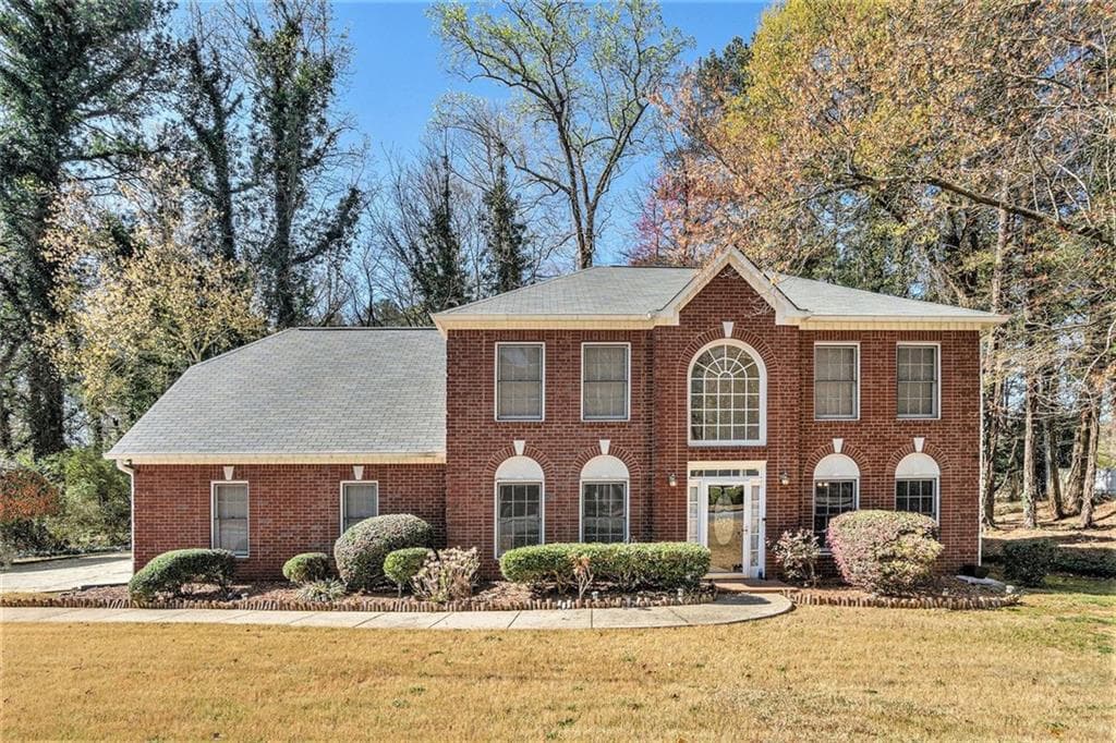 4 bedroom, 3 bathroom, 2,577 sq ft single family residence sold at 5110 MONTCALM Drive, Atlanta, GA 30331