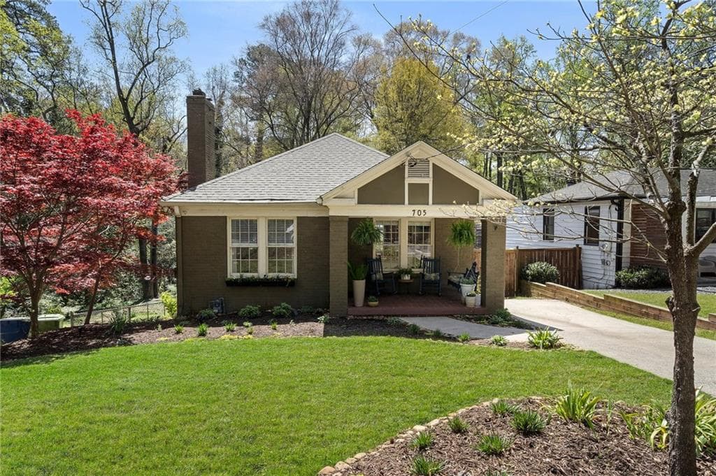 2 bedroom, 2 bathroom single family residence sold at 705 Martina Drive, Atlanta, GA 30305