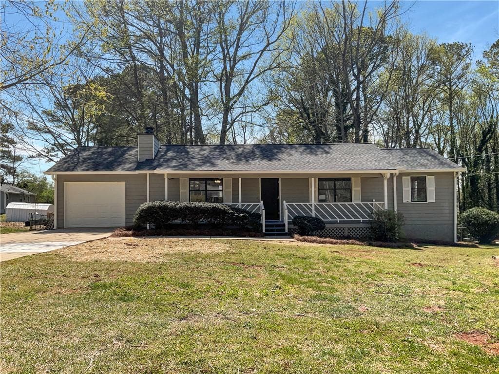 3 bedroom, 2 bathroom single family residence sold at 31 Fox Creek Court, Dallas, GA 30157