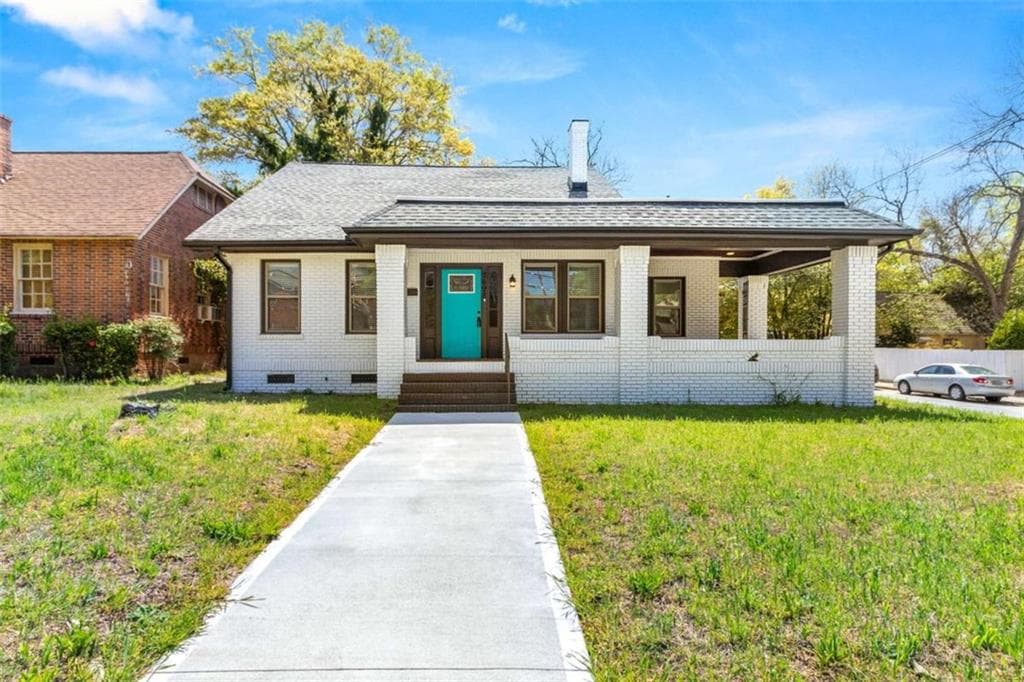 3 bedroom, 2 bathroom single family residence sold at 2698 Napier Avenue, Macon, GA 31204