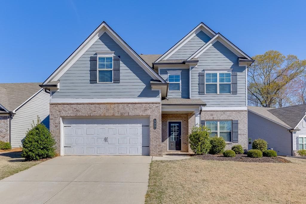 4 bedroom, 3 bathroom single family residence sold at 593 Brighton Park Circle, Hoschton, GA 30548